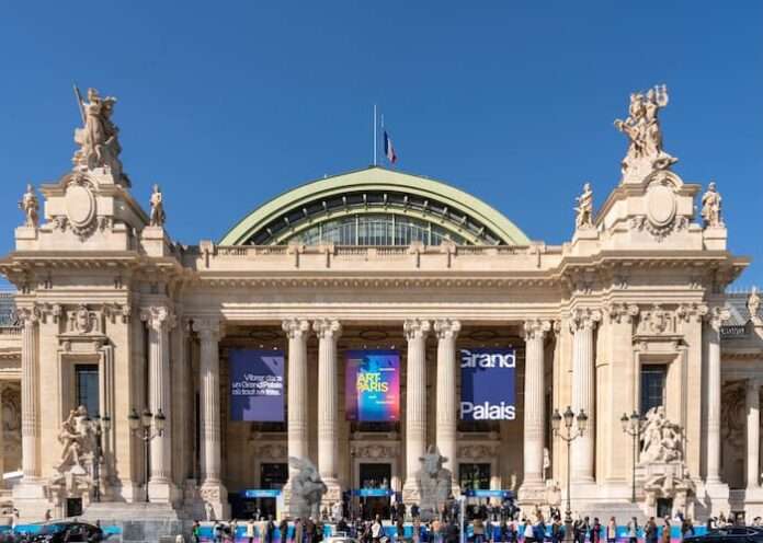 Art Paris 2025 - façade © Art Paris, photo Marc Domage 2-2